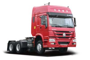 HOWO-Tractor-truck-64-Euro-II-V-high-roof-cab-300x200